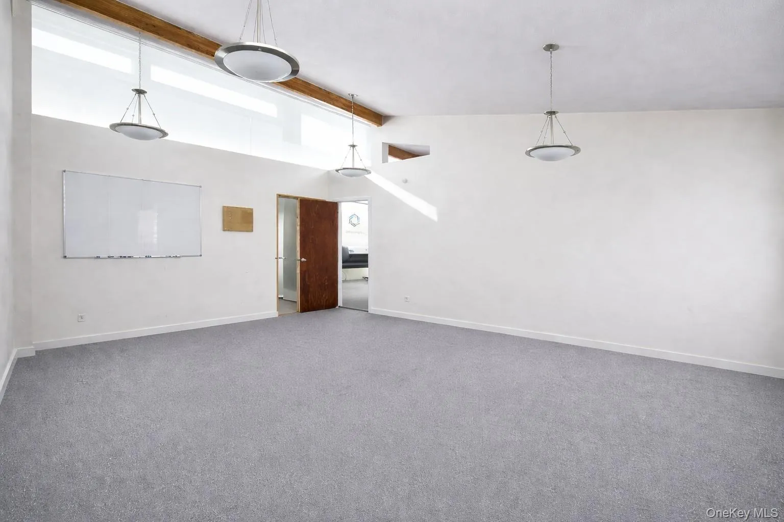 Unit 2F (digitally staged) Unit 2F (digitally staged)