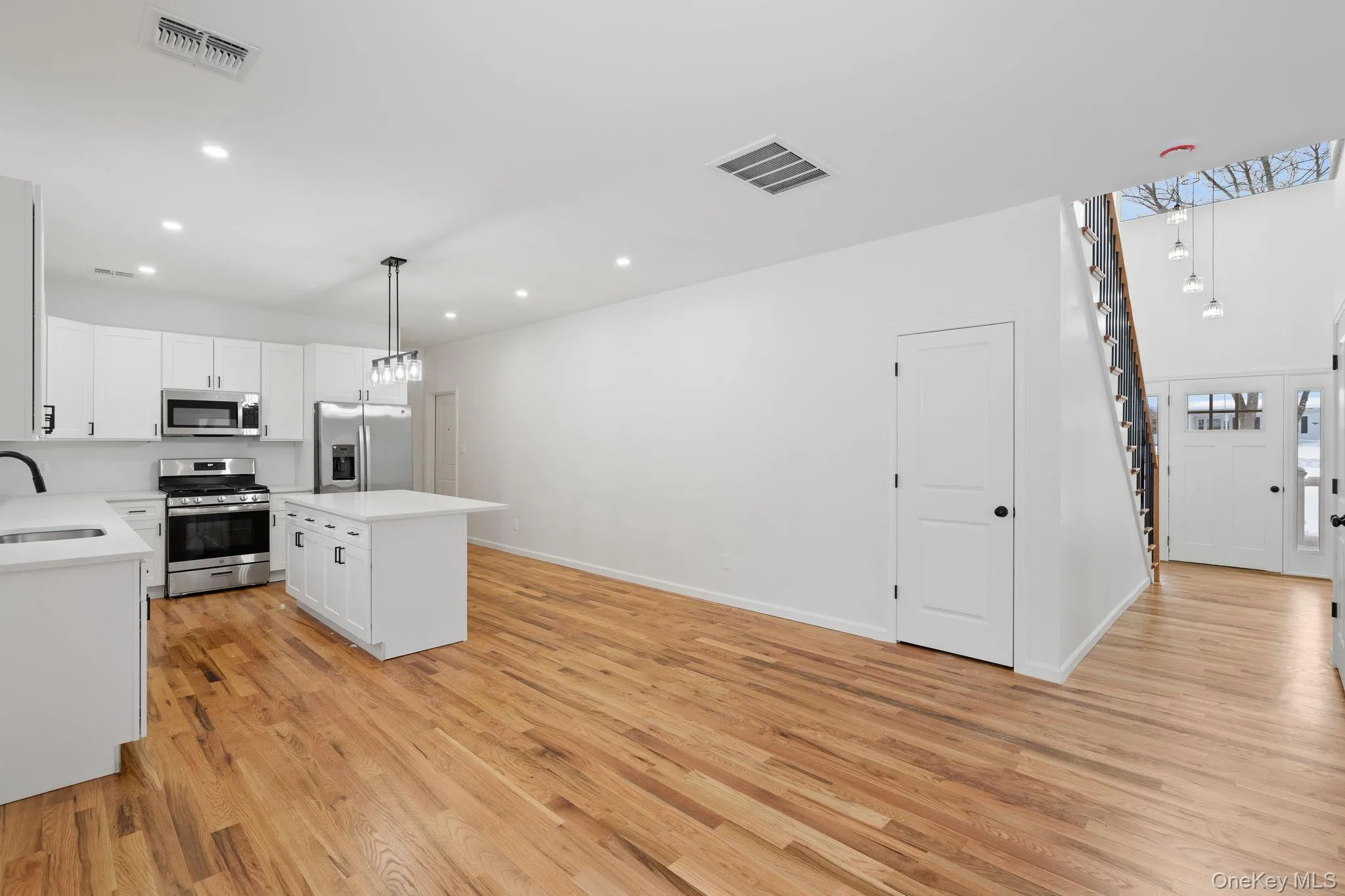28 Northern Avenue, Montgomery, NY, 4 Bedrooms Bedrooms, 11 Rooms Rooms,2 BathroomsBathrooms,Residential,For Rent,Northern,0,956714 28 Northern Avenue, Montgomery, NY, 4 Bedrooms Bedrooms, 11 Rooms Rooms,2 BathroomsBathrooms,Residential,For Rent,Northern,0,956714