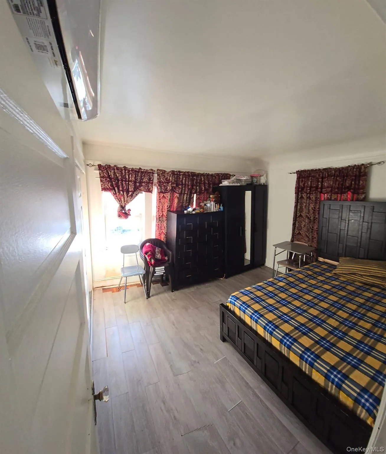 1907 Lacombe Avenue, New York, NY, 3 Bedrooms Bedrooms, 5 Rooms Rooms,2 BathroomsBathrooms,Residential,For Rent,Lacombe,0,956715 1907 Lacombe Avenue, New York, NY, 3 Bedrooms Bedrooms, 5 Rooms Rooms,2 BathroomsBathrooms,Residential,For Rent,Lacombe,0,956715
