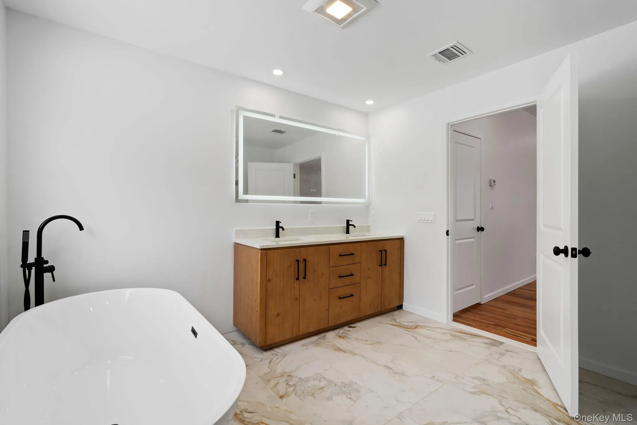 30 Northern Avenue, Montgomery, NY, 4 Bedrooms Bedrooms, 11 Rooms Rooms,2 BathroomsBathrooms,Residential,For Rent,Northern,0,956716 30 Northern Avenue, Montgomery, NY, 4 Bedrooms Bedrooms, 11 Rooms Rooms,2 BathroomsBathrooms,Residential,For Rent,Northern,0,956716