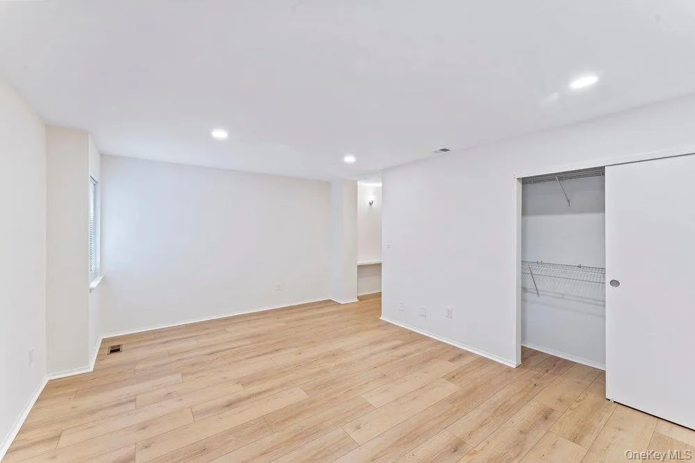 277 Vista Drive, Oyster Bay, NY, 3 Bedrooms Bedrooms, 7 Rooms Rooms,2 BathroomsBathrooms,Residential Lease,For Rent,Vista,0,956720 277 Vista Drive, Oyster Bay, NY, 3 Bedrooms Bedrooms, 7 Rooms Rooms,2 BathroomsBathrooms,Residential Lease,For Rent,Vista,0,956720