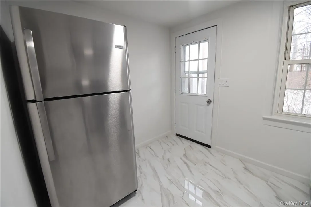 23 Wawayanda Avenue, Middletown, NY, 3 Bedrooms Bedrooms, 6 Rooms Rooms,2 BathroomsBathrooms,Residential Lease,For Rent,Wawayanda,0,956726 23 Wawayanda Avenue, Middletown, NY, 3 Bedrooms Bedrooms, 6 Rooms Rooms,2 BathroomsBathrooms,Residential Lease,For Rent,Wawayanda,0,956726