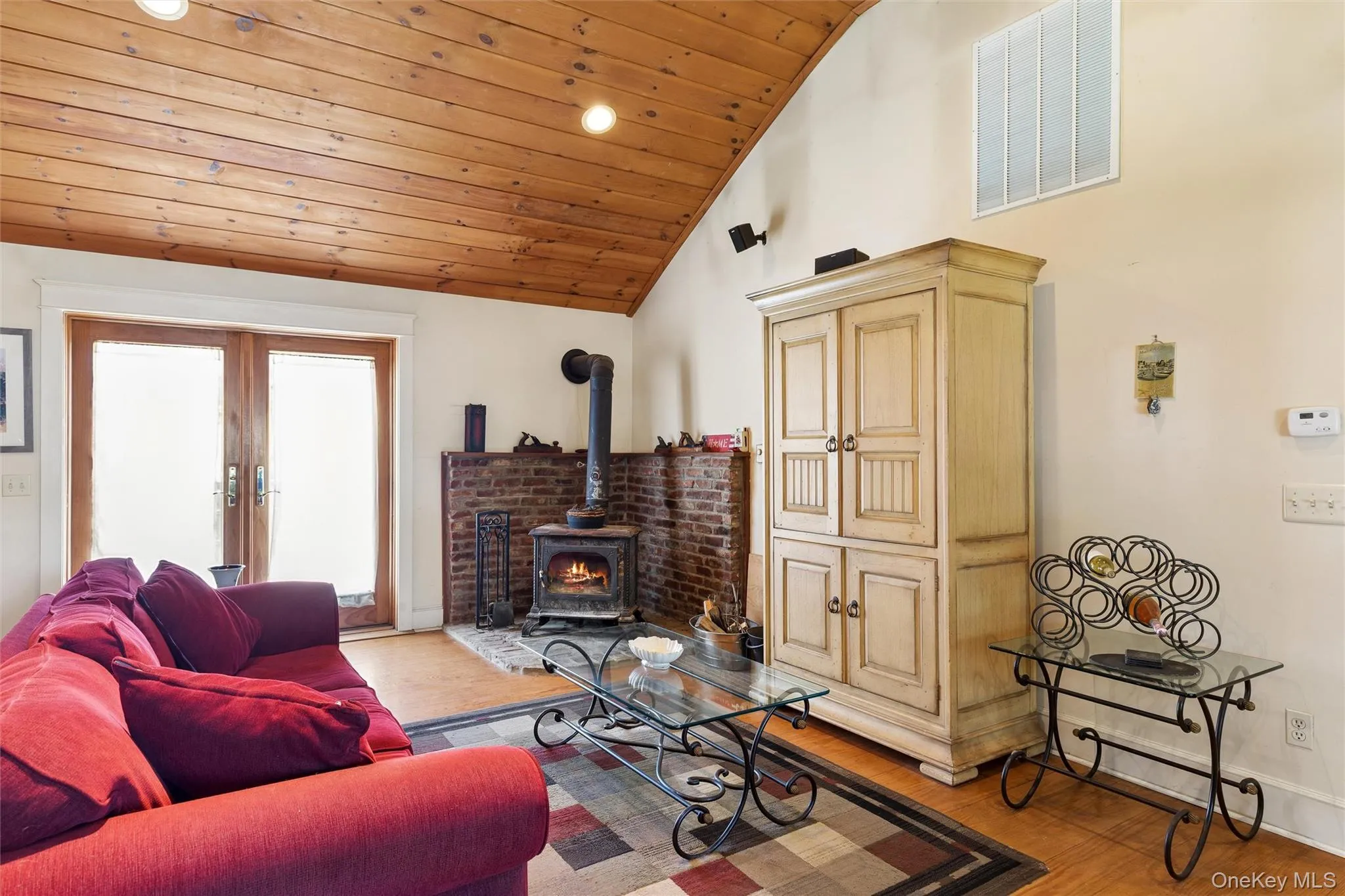 6205 Alvahs Lane, Southold, NY, 3 Bedrooms Bedrooms, 8 Rooms Rooms,2 BathroomsBathrooms,Residential,For Rent,Alvahs,0,956730 6205 Alvahs Lane, Southold, NY, 3 Bedrooms Bedrooms, 8 Rooms Rooms,2 BathroomsBathrooms,Residential,For Rent,Alvahs,0,956730