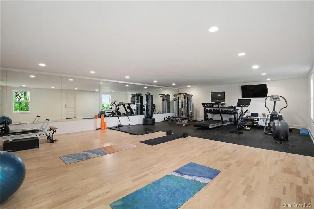 15 Sarosca Farm Lane, Harrison, NY, 7 Bedrooms Bedrooms, 19 Rooms Rooms,7 BathroomsBathrooms,Residential,For Rent,Sarosca Farm,0,956753 15 Sarosca Farm Lane, Harrison, NY, 7 Bedrooms Bedrooms, 19 Rooms Rooms,7 BathroomsBathrooms,Residential,For Rent,Sarosca Farm,0,956753