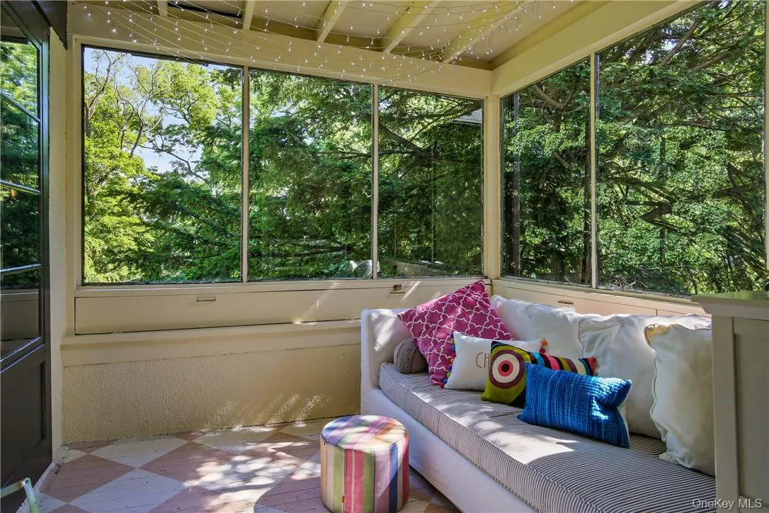 15 Sarosca Farm Lane, Harrison, NY, 7 Bedrooms Bedrooms, 19 Rooms Rooms,7 BathroomsBathrooms,Residential,For Rent,Sarosca Farm,0,956753 15 Sarosca Farm Lane, Harrison, NY, 7 Bedrooms Bedrooms, 19 Rooms Rooms,7 BathroomsBathrooms,Residential,For Rent,Sarosca Farm,0,956753