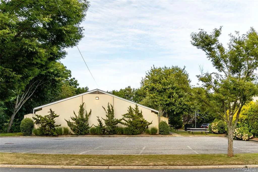 446 Edwards Avenue, Riverhead, NY, ,Commercial Lease,For Rent,Edwards,0,956769 446 Edwards Avenue, Riverhead, NY, ,Commercial Lease,For Rent,Edwards,0,956769