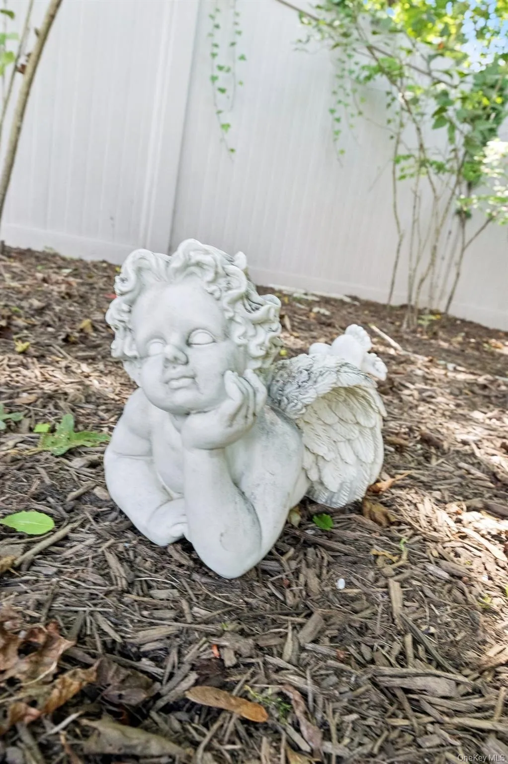 Sweet statuary Sweet statuary