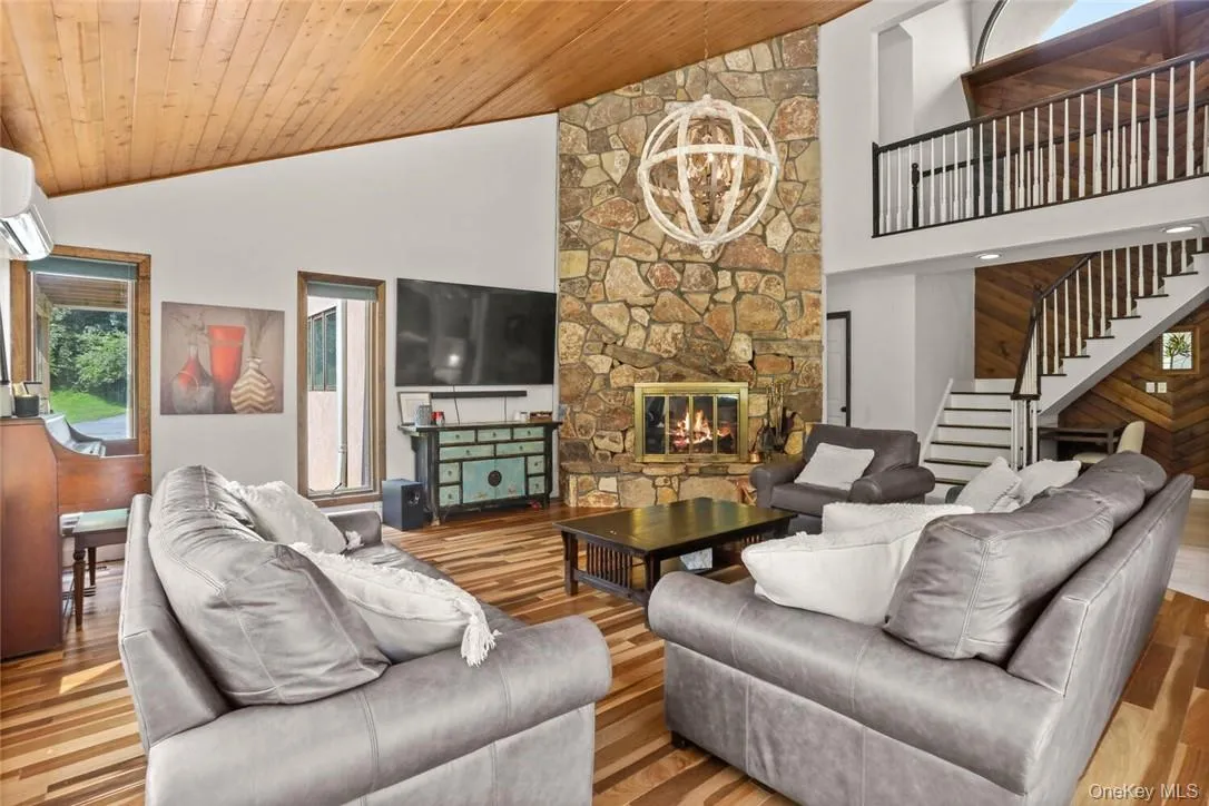 613 Horsepound Road, Kent, NY, 4 Bedrooms Bedrooms, 10 Rooms Rooms,4 BathroomsBathrooms,Residential Lease,For Rent,Horsepound,0,956812 613 Horsepound Road, Kent, NY, 4 Bedrooms Bedrooms, 10 Rooms Rooms,4 BathroomsBathrooms,Residential Lease,For Rent,Horsepound,0,956812