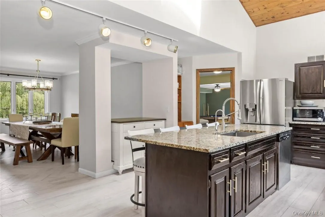 613 Horsepound Road, Kent, NY, 4 Bedrooms Bedrooms, 10 Rooms Rooms,4 BathroomsBathrooms,Residential Lease,For Rent,Horsepound,0,956812 613 Horsepound Road, Kent, NY, 4 Bedrooms Bedrooms, 10 Rooms Rooms,4 BathroomsBathrooms,Residential Lease,For Rent,Horsepound,0,956812