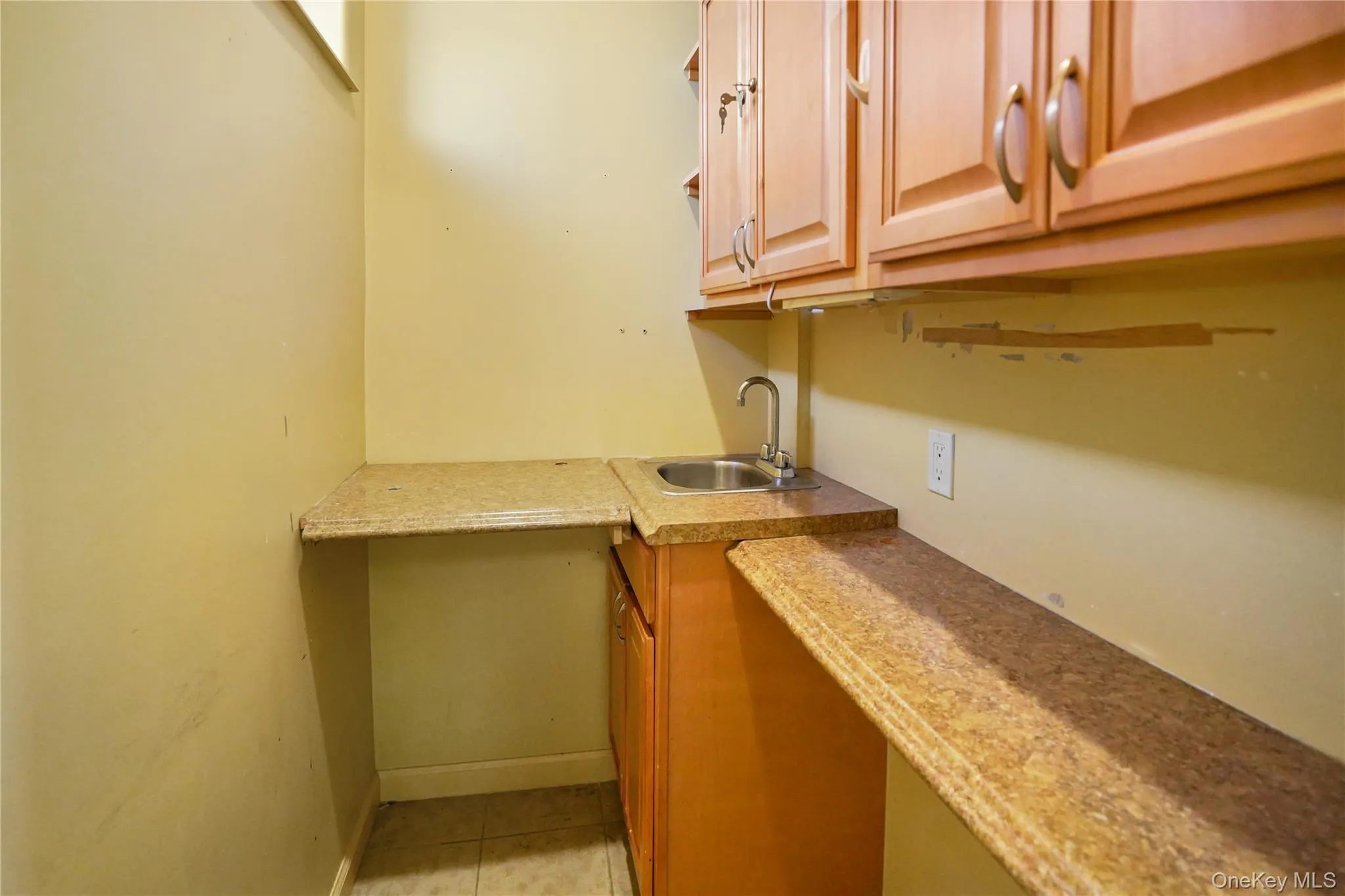 16040 78th Road, New York, NY, ,Commercial Lease,For Rent,78th,0,956815 16040 78th Road, New York, NY, ,Commercial Lease,For Rent,78th,0,956815