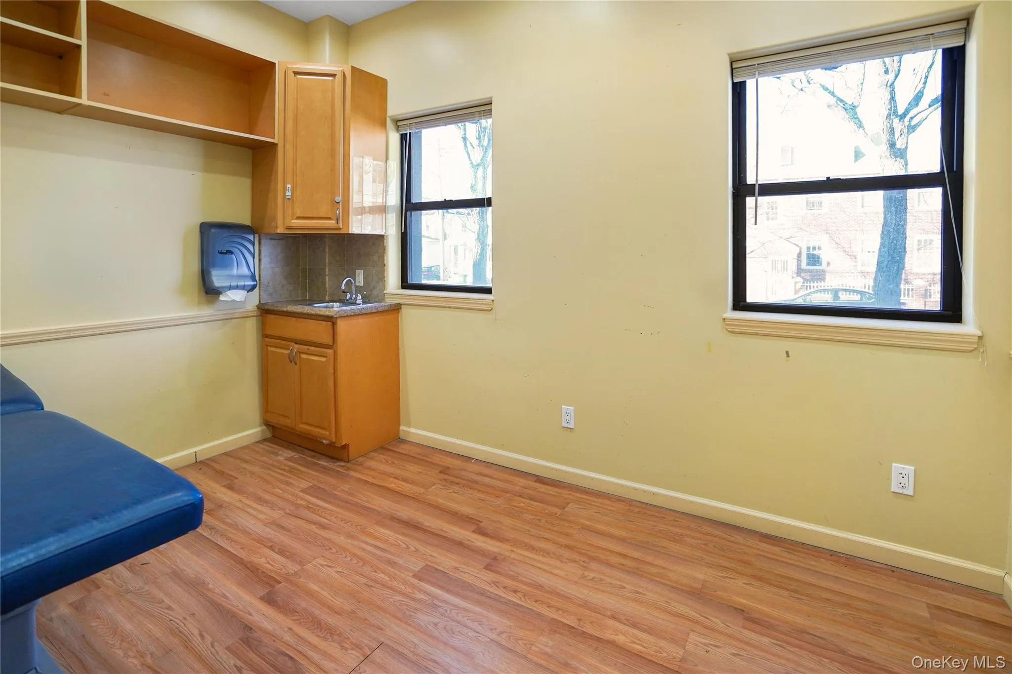 16040 78th Road, New York, NY, ,Commercial Lease,For Rent,78th,0,956815 16040 78th Road, New York, NY, ,Commercial Lease,For Rent,78th,0,956815