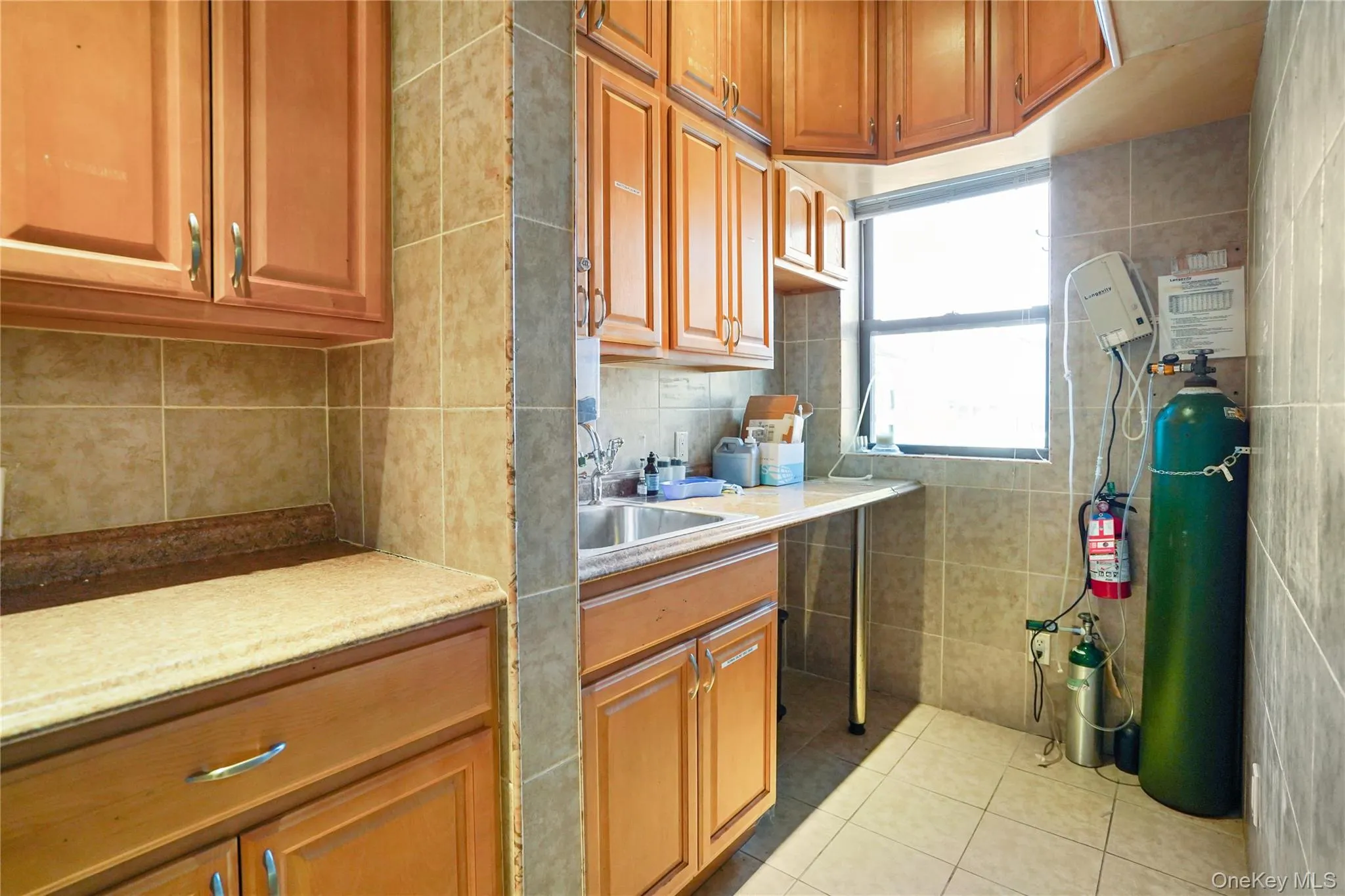 16040 78th Road, New York, NY, ,Commercial Lease,For Rent,78th,0,956815 16040 78th Road, New York, NY, ,Commercial Lease,For Rent,78th,0,956815