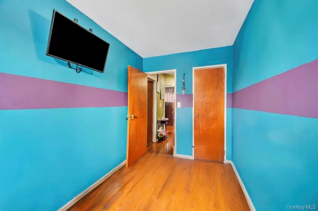1034 Hendrix Street, New York, NY, 3 Bedrooms Bedrooms, 3 Rooms Rooms,1 BathroomBathrooms,Residential Sale,For Rent,Hendrix,0,956857 1034 Hendrix Street, New York, NY, 3 Bedrooms Bedrooms, 3 Rooms Rooms,1 BathroomBathrooms,Residential Sale,For Rent,Hendrix,0,956857