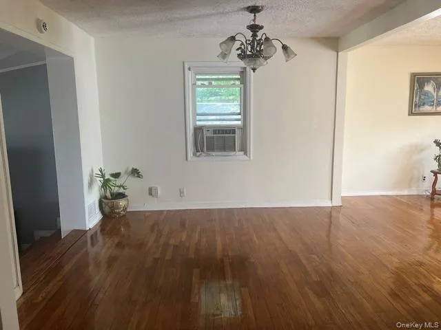 208 Emily Avenue, Hempstead, NY, 4 Bedrooms Bedrooms, 7 Rooms Rooms,1 BathroomBathrooms,Residential,For Rent,Emily,0,956880 208 Emily Avenue, Hempstead, NY, 4 Bedrooms Bedrooms, 7 Rooms Rooms,1 BathroomBathrooms,Residential,For Rent,Emily,0,956880