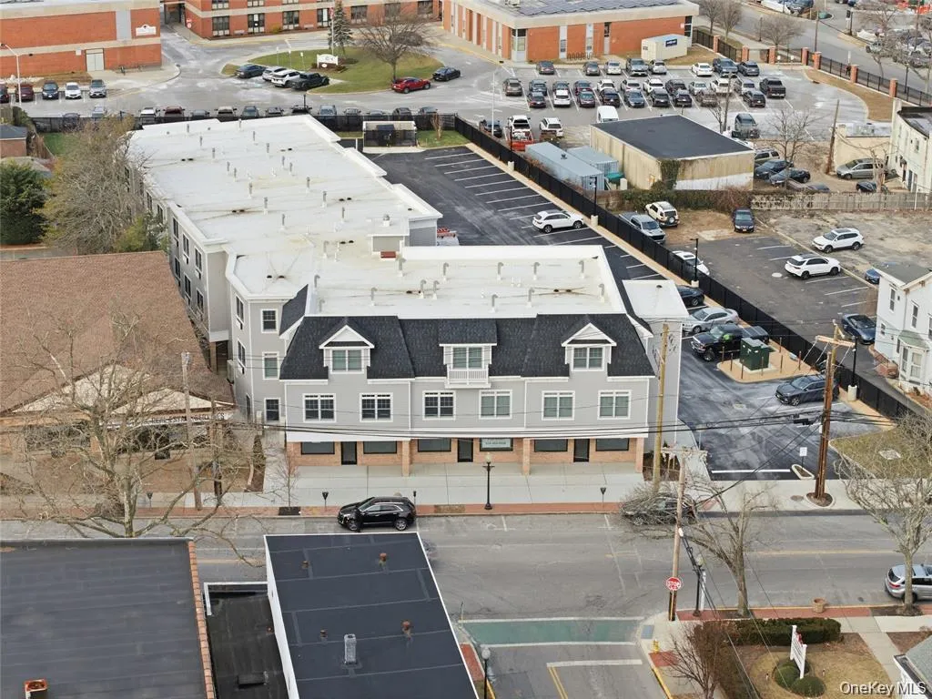 180 Deer Park Avenue, Babylon, NY, 1 Bedroom Bedrooms, 4 Rooms Rooms,1 BathroomBathrooms,Residential Lease,For Rent,Deer Park,0,956881 180 Deer Park Avenue, Babylon, NY, 1 Bedroom Bedrooms, 4 Rooms Rooms,1 BathroomBathrooms,Residential Lease,For Rent,Deer Park,0,956881