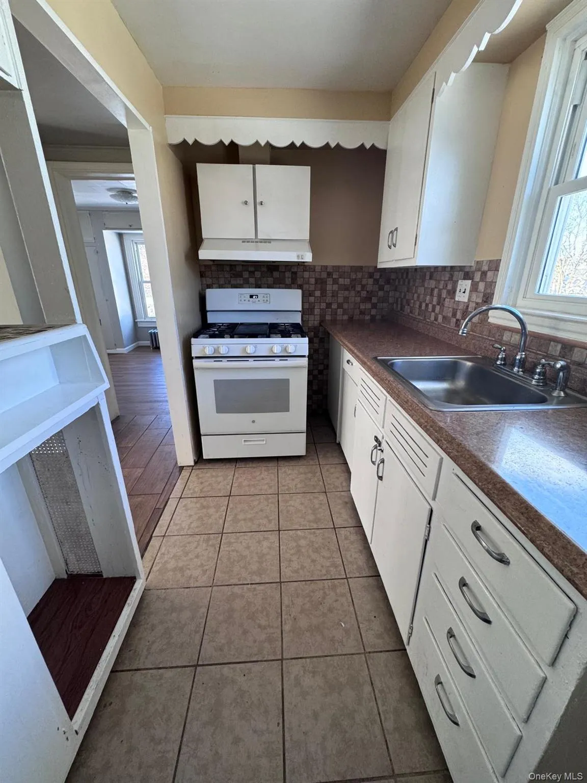 31 Beattie Avenue, Middletown, NY, 2 Bedrooms Bedrooms, 4 Rooms Rooms,1 BathroomBathrooms,Residential Lease,For Rent,Beattie,0,956884 31 Beattie Avenue, Middletown, NY, 2 Bedrooms Bedrooms, 4 Rooms Rooms,1 BathroomBathrooms,Residential Lease,For Rent,Beattie,0,956884