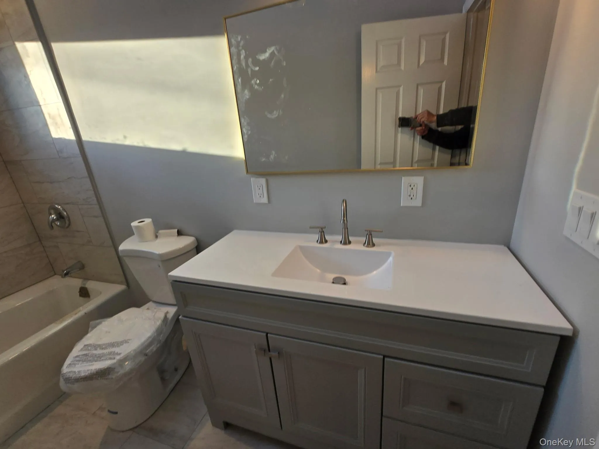 16 Babylon Drive, Brookhaven, NY, 5 Bedrooms Bedrooms, 10 Rooms Rooms,2 BathroomsBathrooms,Residential Sale,For Rent,Babylon,0,956887 16 Babylon Drive, Brookhaven, NY, 5 Bedrooms Bedrooms, 10 Rooms Rooms,2 BathroomsBathrooms,Residential Sale,For Rent,Babylon,0,956887