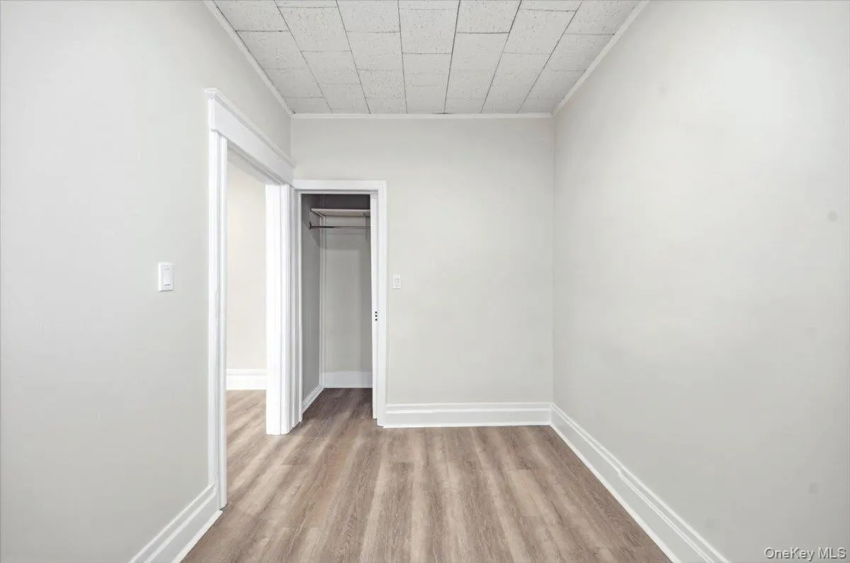 169 Lockwood Avenue, Yonkers, NY, 2 Bedrooms Bedrooms, 5 Rooms Rooms,1 BathroomBathrooms,Residential Lease,For Rent,Lockwood,0,956903 169 Lockwood Avenue, Yonkers, NY, 2 Bedrooms Bedrooms, 5 Rooms Rooms,1 BathroomBathrooms,Residential Lease,For Rent,Lockwood,0,956903