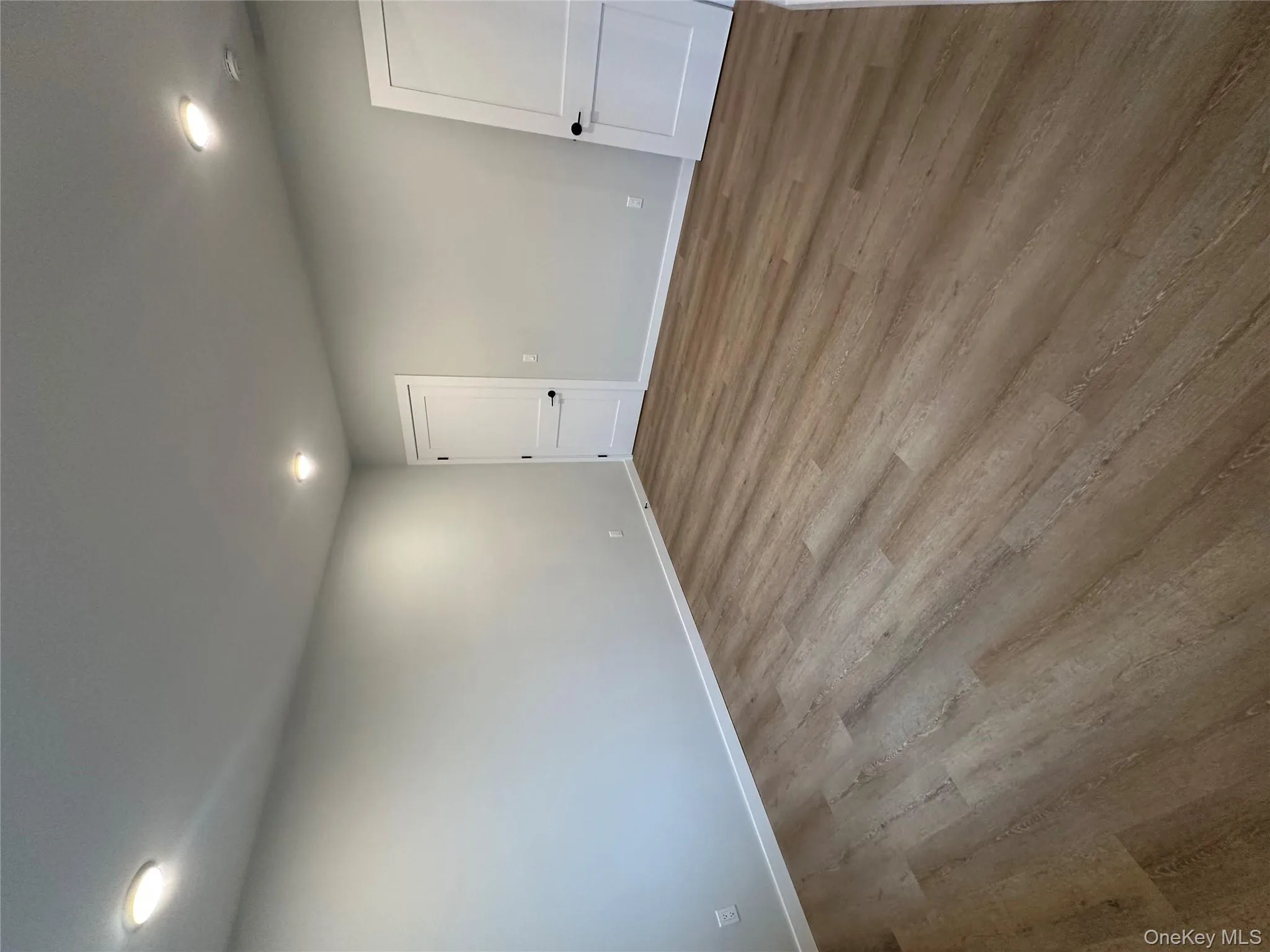 13 Forester Avenue, Warwick (town), NY, 1 Bedroom Bedrooms, 3 Rooms Rooms,1 BathroomBathrooms,Residential Lease,For Rent,Forester,0,956950 13 Forester Avenue, Warwick (town), NY, 1 Bedroom Bedrooms, 3 Rooms Rooms,1 BathroomBathrooms,Residential Lease,For Rent,Forester,0,956950