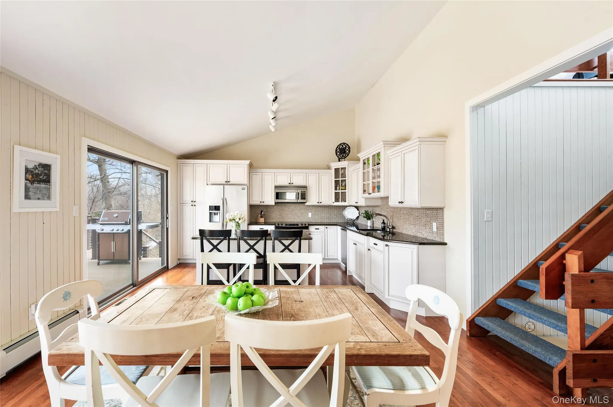 180 Fairview Avenue, East Hampton, NY, 3 Bedrooms Bedrooms, 6 Rooms Rooms,3 BathroomsBathrooms,Residential,For Rent,Fairview,0,956955 180 Fairview Avenue, East Hampton, NY, 3 Bedrooms Bedrooms, 6 Rooms Rooms,3 BathroomsBathrooms,Residential,For Rent,Fairview,0,956955