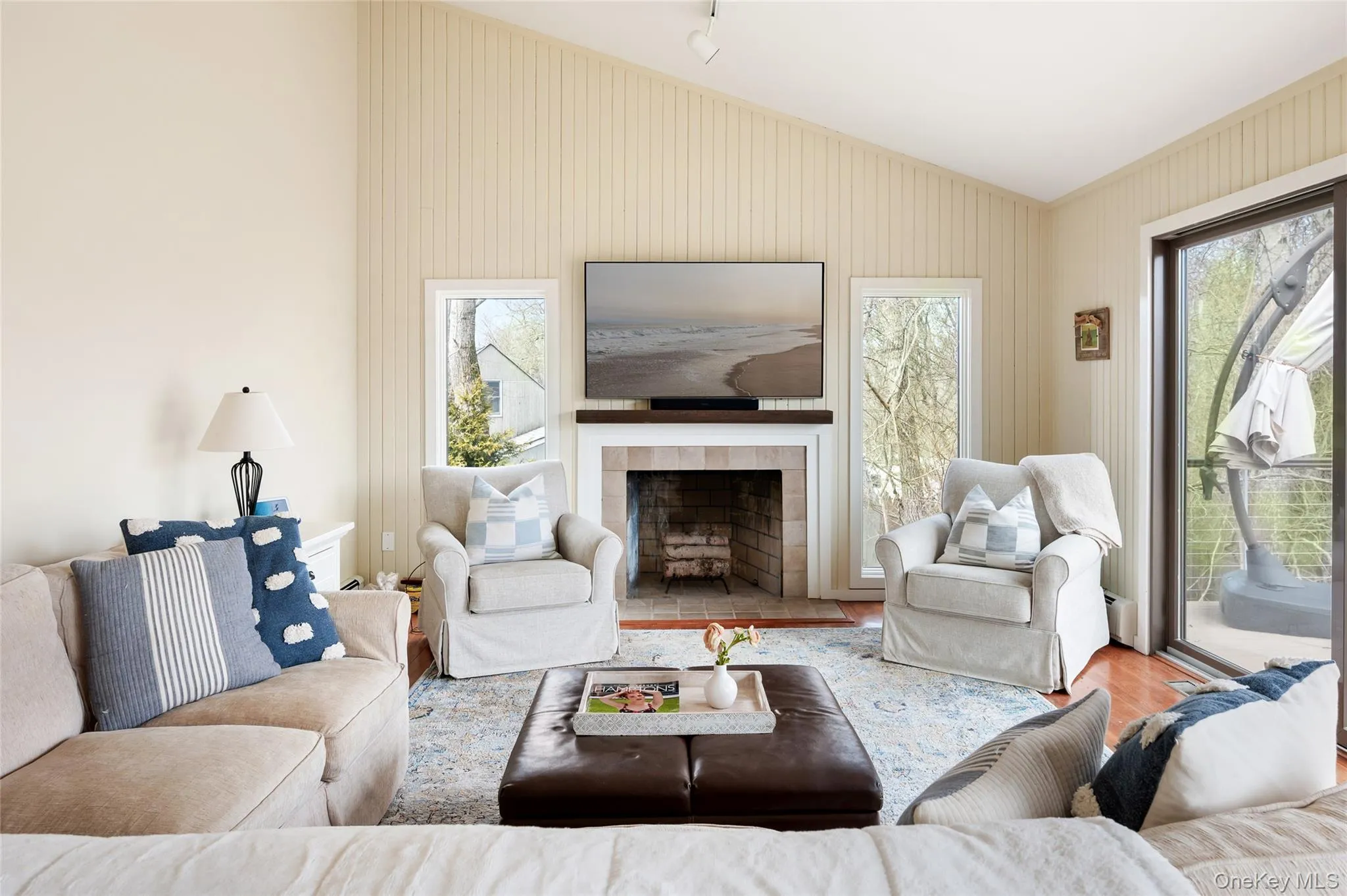180 Fairview Avenue, East Hampton, NY, 3 Bedrooms Bedrooms, 6 Rooms Rooms,3 BathroomsBathrooms,Residential,For Rent,Fairview,0,956955 180 Fairview Avenue, East Hampton, NY, 3 Bedrooms Bedrooms, 6 Rooms Rooms,3 BathroomsBathrooms,Residential,For Rent,Fairview,0,956955