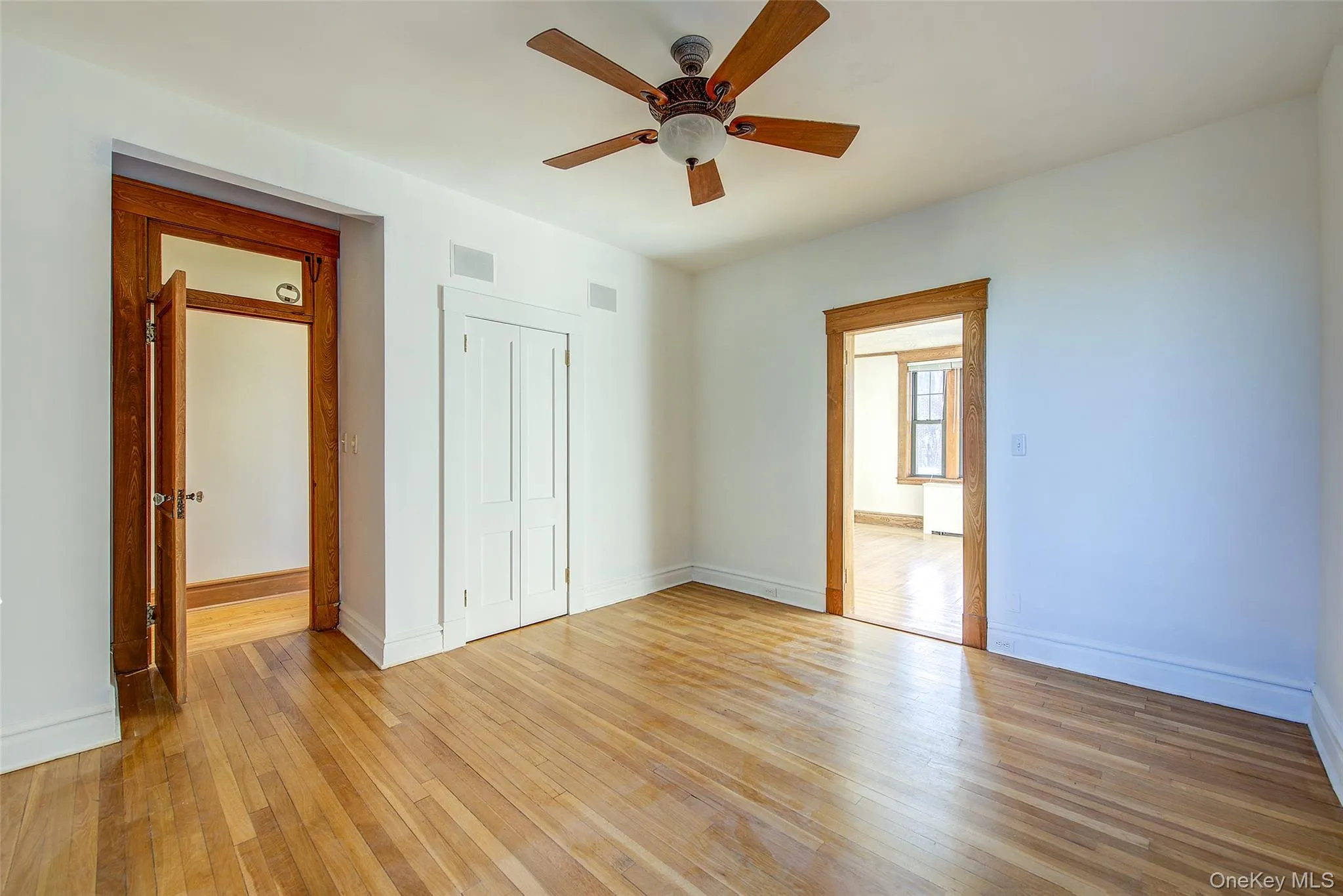 33-11 82nd Street, New York, NY, 2 Bedrooms Bedrooms, 5 Rooms Rooms,1 BathroomBathrooms,Residential,For Rent,82nd,0,956964 33-11 82nd Street, New York, NY, 2 Bedrooms Bedrooms, 5 Rooms Rooms,1 BathroomBathrooms,Residential,For Rent,82nd,0,956964