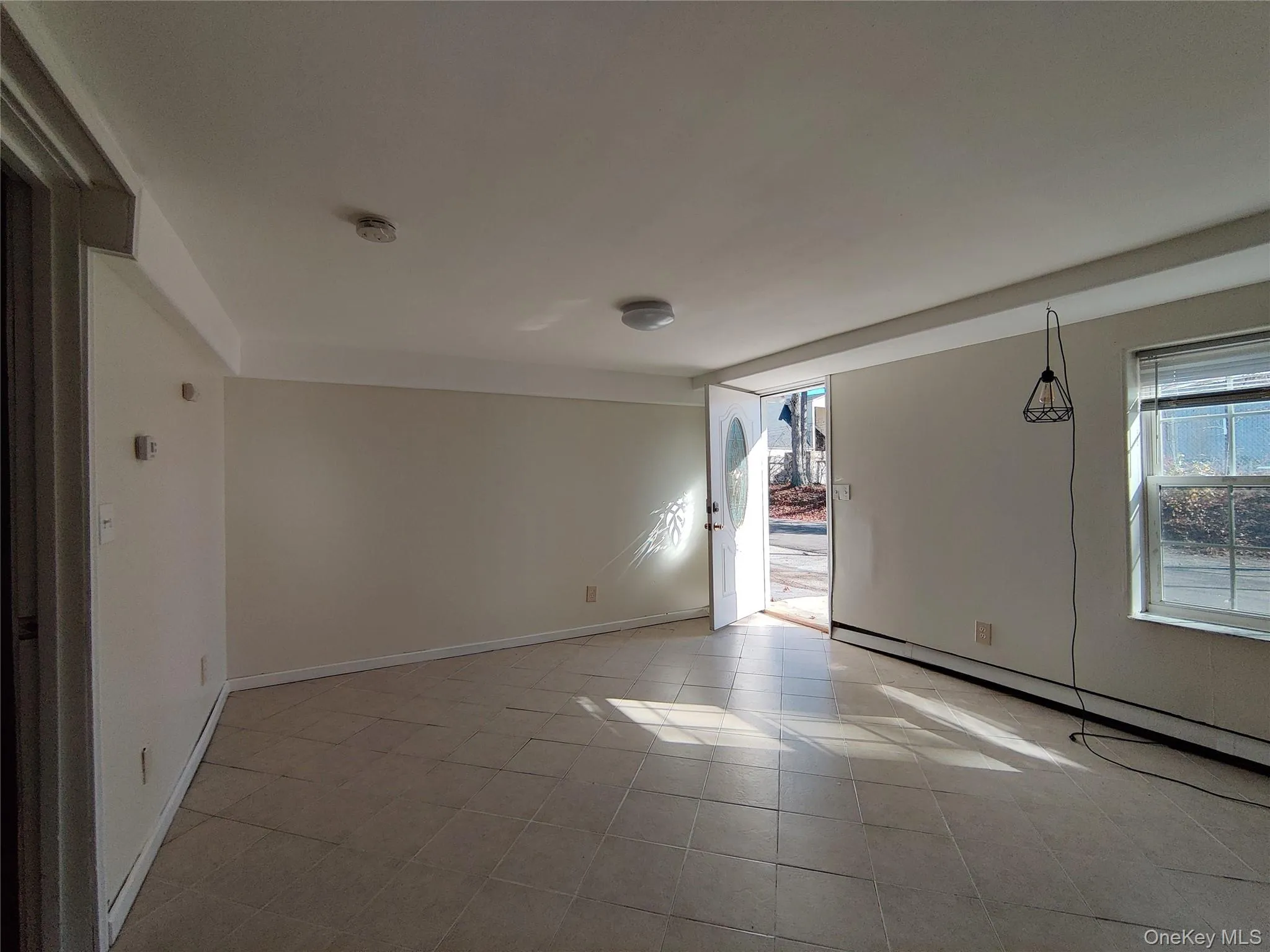 136 STRINGHAM Road, La Grange, NY, 1 Bedroom Bedrooms, 4 Rooms Rooms,1 BathroomBathrooms,Residential Lease,For Rent,STRINGHAM,0,956981 136 STRINGHAM Road, La Grange, NY, 1 Bedroom Bedrooms, 4 Rooms Rooms,1 BathroomBathrooms,Residential Lease,For Rent,STRINGHAM,0,956981