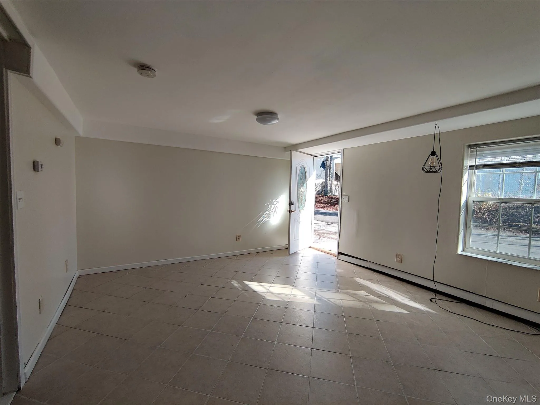 136 STRINGHAM Road, La Grange, NY, 1 Bedroom Bedrooms, 4 Rooms Rooms,1 BathroomBathrooms,Residential Lease,For Rent,STRINGHAM,0,956981 136 STRINGHAM Road, La Grange, NY, 1 Bedroom Bedrooms, 4 Rooms Rooms,1 BathroomBathrooms,Residential Lease,For Rent,STRINGHAM,0,956981