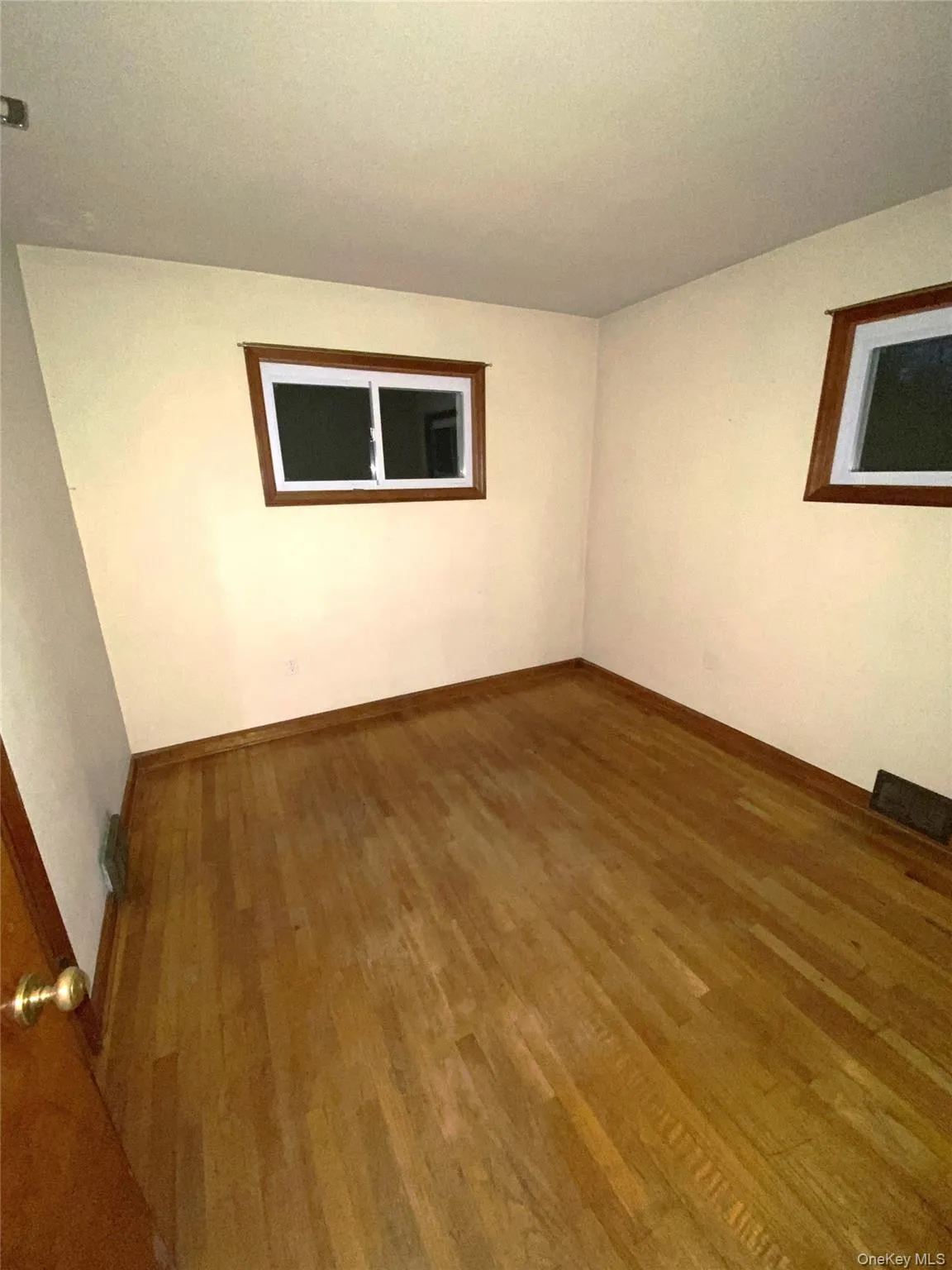 80 Main Street, Mount Hope, NY, 3 Bedrooms Bedrooms, 5 Rooms Rooms,1 BathroomBathrooms,Residential Lease,For Rent,Main,0,956989 80 Main Street, Mount Hope, NY, 3 Bedrooms Bedrooms, 5 Rooms Rooms,1 BathroomBathrooms,Residential Lease,For Rent,Main,0,956989