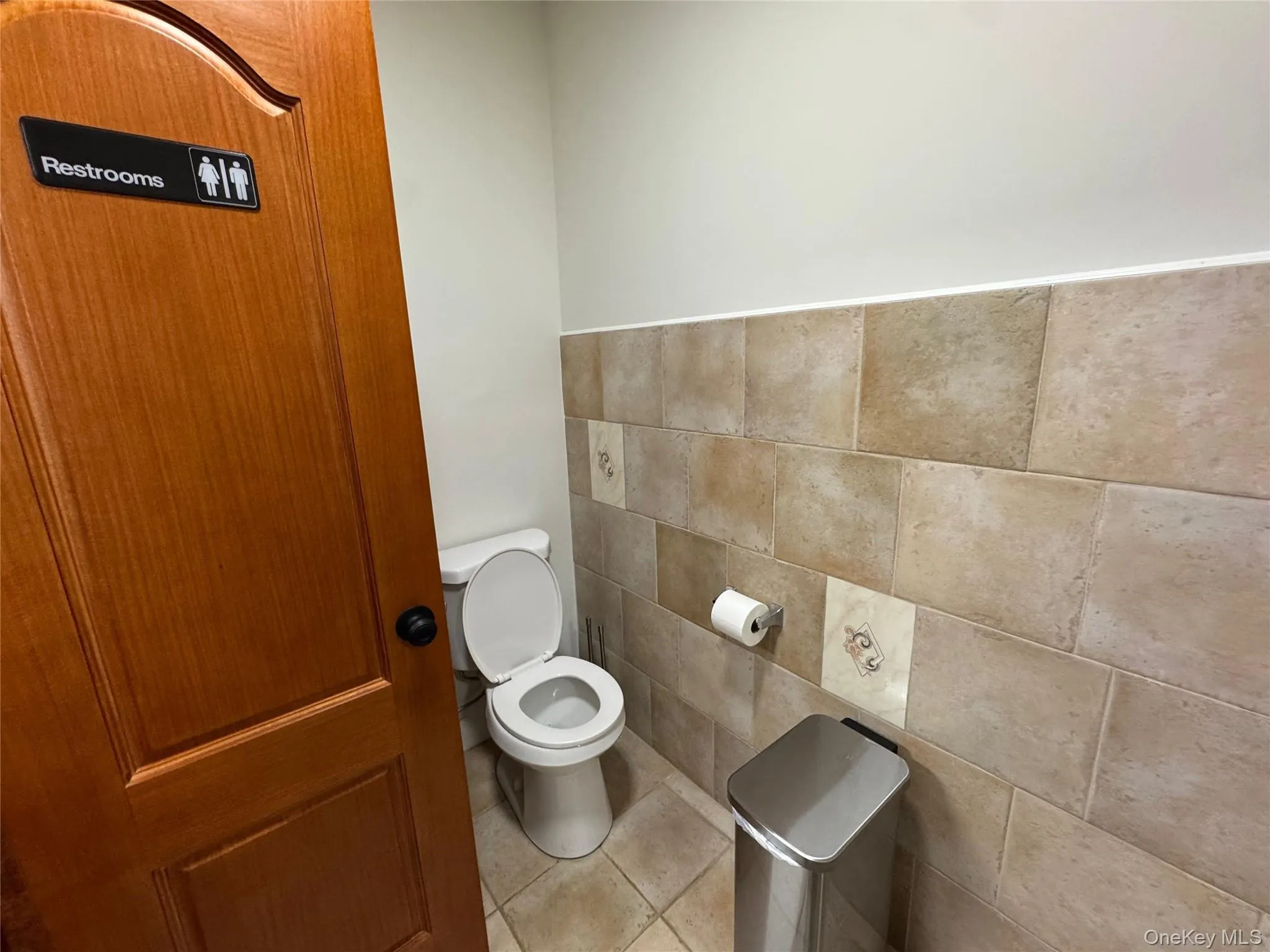 8203 Roosevelt Avenue, New York, NY, ,Commercial Lease,For Rent,Roosevelt,0,957006 8203 Roosevelt Avenue, New York, NY, ,Commercial Lease,For Rent,Roosevelt,0,957006