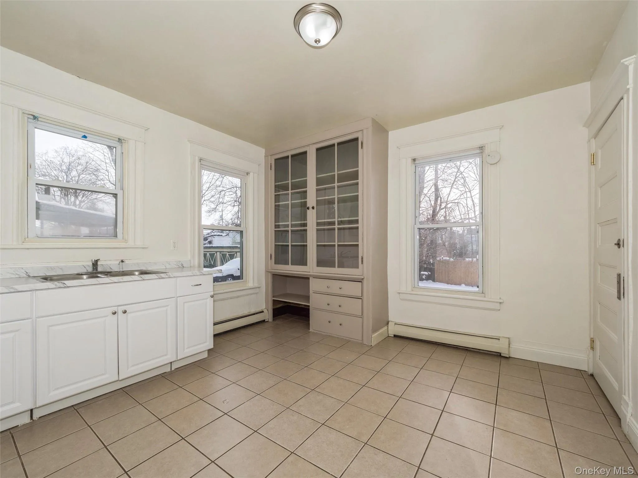 236 Mansion Street, Poughkeepsie, NY, 3 Bedrooms Bedrooms, 6 Rooms Rooms,1 BathroomBathrooms,Residential Lease,For Rent,Mansion,0,957017 236 Mansion Street, Poughkeepsie, NY, 3 Bedrooms Bedrooms, 6 Rooms Rooms,1 BathroomBathrooms,Residential Lease,For Rent,Mansion,0,957017