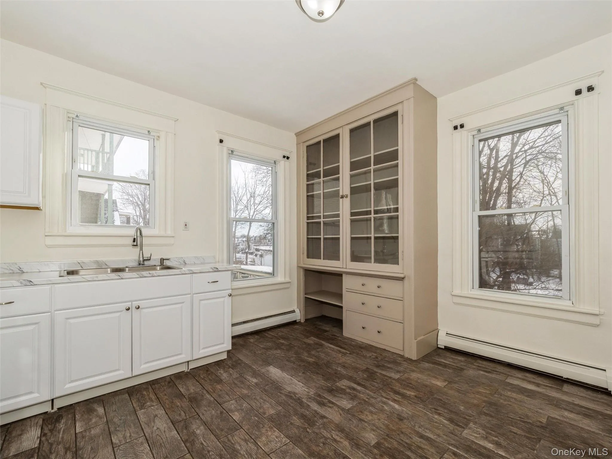 236 Mansion Street, Poughkeepsie, NY, 6 Bedrooms Bedrooms, 6 Rooms Rooms,1 BathroomBathrooms,Residential Lease,For Rent,Mansion,0,957026 236 Mansion Street, Poughkeepsie, NY, 6 Bedrooms Bedrooms, 6 Rooms Rooms,1 BathroomBathrooms,Residential Lease,For Rent,Mansion,0,957026