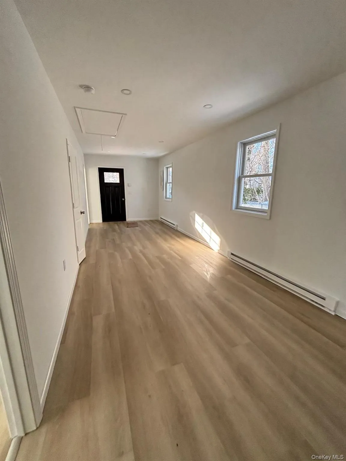 237 Beaver Drive, Brookhaven, NY, 3 Bedrooms Bedrooms, 3 Rooms Rooms,1 BathroomBathrooms,Residential Lease,For Rent,Beaver,0,957051 237 Beaver Drive, Brookhaven, NY, 3 Bedrooms Bedrooms, 3 Rooms Rooms,1 BathroomBathrooms,Residential Lease,For Rent,Beaver,0,957051