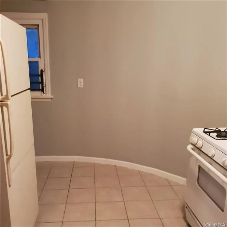 59 Glenwood Avenue, Yonkers, NY, 2 Bedrooms Bedrooms, 5 Rooms Rooms,1 BathroomBathrooms,Residential Lease,For Rent,Glenwood,0,957059 59 Glenwood Avenue, Yonkers, NY, 2 Bedrooms Bedrooms, 5 Rooms Rooms,1 BathroomBathrooms,Residential Lease,For Rent,Glenwood,0,957059