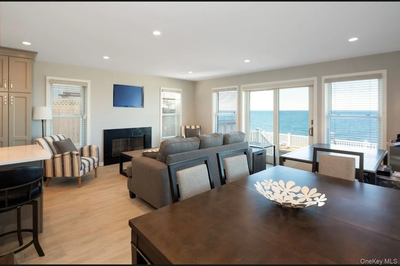 15A Oakhurst Road, Southampton, NY, 4 Bedrooms Bedrooms, 10 Rooms Rooms,3 BathroomsBathrooms,Residential Lease,For Rent,Oakhurst,0,957069 15A Oakhurst Road, Southampton, NY, 4 Bedrooms Bedrooms, 10 Rooms Rooms,3 BathroomsBathrooms,Residential Lease,For Rent,Oakhurst,0,957069