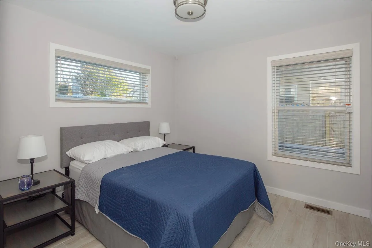 15A Oakhurst Road, Southampton, NY, 4 Bedrooms Bedrooms, 10 Rooms Rooms,3 BathroomsBathrooms,Residential Lease,For Rent,Oakhurst,0,957069 15A Oakhurst Road, Southampton, NY, 4 Bedrooms Bedrooms, 10 Rooms Rooms,3 BathroomsBathrooms,Residential Lease,For Rent,Oakhurst,0,957069