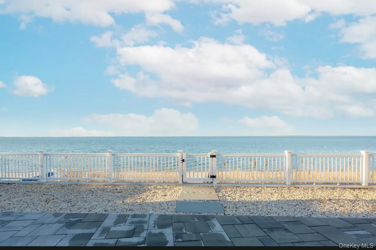 15A Oakhurst Road, Southampton, NY, 4 Bedrooms Bedrooms, 10 Rooms Rooms,3 BathroomsBathrooms,Residential Lease,For Rent,Oakhurst,0,957069 15A Oakhurst Road, Southampton, NY, 4 Bedrooms Bedrooms, 10 Rooms Rooms,3 BathroomsBathrooms,Residential Lease,For Rent,Oakhurst,0,957069