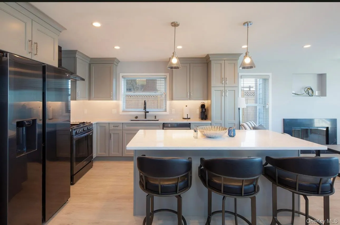 15A Oakhurst Road, Southampton, NY, 4 Bedrooms Bedrooms, 10 Rooms Rooms,3 BathroomsBathrooms,Residential Lease,For Rent,Oakhurst,0,957069 15A Oakhurst Road, Southampton, NY, 4 Bedrooms Bedrooms, 10 Rooms Rooms,3 BathroomsBathrooms,Residential Lease,For Rent,Oakhurst,0,957069