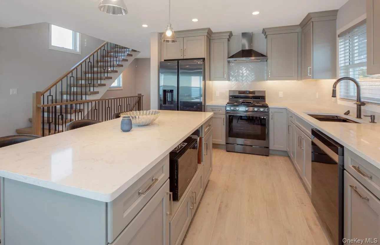 15A Oakhurst Road, Southampton, NY, 4 Bedrooms Bedrooms, 10 Rooms Rooms,3 BathroomsBathrooms,Residential Lease,For Rent,Oakhurst,0,957069 15A Oakhurst Road, Southampton, NY, 4 Bedrooms Bedrooms, 10 Rooms Rooms,3 BathroomsBathrooms,Residential Lease,For Rent,Oakhurst,0,957069