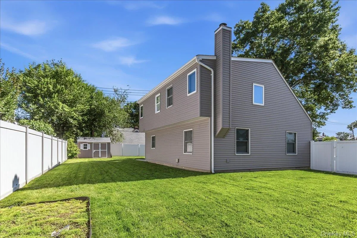 2 Violet Lane, Hempstead, NY, 4 Bedrooms Bedrooms, 8 Rooms Rooms,2 BathroomsBathrooms,Residential,For Rent,Violet,0,957086 2 Violet Lane, Hempstead, NY, 4 Bedrooms Bedrooms, 8 Rooms Rooms,2 BathroomsBathrooms,Residential,For Rent,Violet,0,957086
