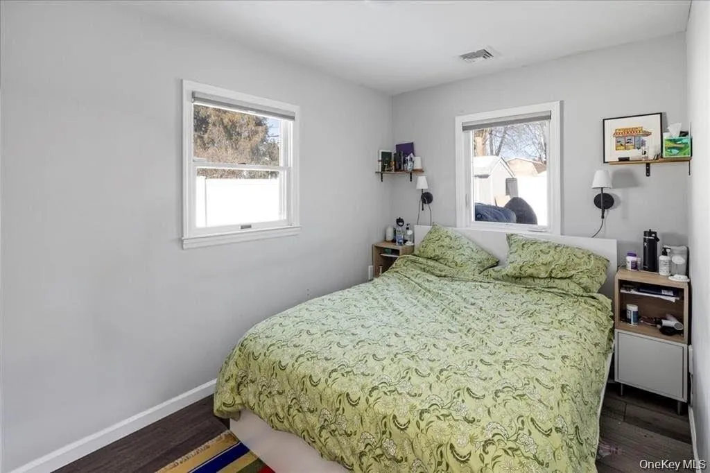2 Violet Lane, Hempstead, NY, 4 Bedrooms Bedrooms, 8 Rooms Rooms,2 BathroomsBathrooms,Residential,For Rent,Violet,0,957086 2 Violet Lane, Hempstead, NY, 4 Bedrooms Bedrooms, 8 Rooms Rooms,2 BathroomsBathrooms,Residential,For Rent,Violet,0,957086