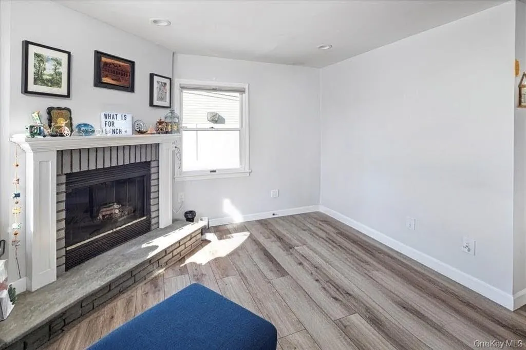 2 Violet Lane, Hempstead, NY, 4 Bedrooms Bedrooms, 8 Rooms Rooms,2 BathroomsBathrooms,Residential,For Rent,Violet,0,957086 2 Violet Lane, Hempstead, NY, 4 Bedrooms Bedrooms, 8 Rooms Rooms,2 BathroomsBathrooms,Residential,For Rent,Violet,0,957086