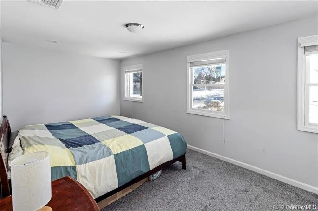 2 Violet Lane, Hempstead, NY, 4 Bedrooms Bedrooms, 8 Rooms Rooms,2 BathroomsBathrooms,Residential,For Rent,Violet,0,957086 2 Violet Lane, Hempstead, NY, 4 Bedrooms Bedrooms, 8 Rooms Rooms,2 BathroomsBathrooms,Residential,For Rent,Violet,0,957086