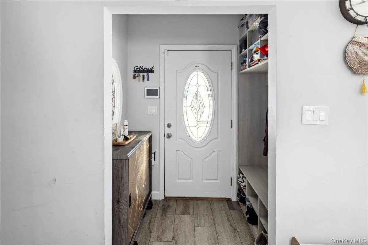 2 Violet Lane, Hempstead, NY, 4 Bedrooms Bedrooms, 8 Rooms Rooms,2 BathroomsBathrooms,Residential,For Rent,Violet,0,957086 2 Violet Lane, Hempstead, NY, 4 Bedrooms Bedrooms, 8 Rooms Rooms,2 BathroomsBathrooms,Residential,For Rent,Violet,0,957086