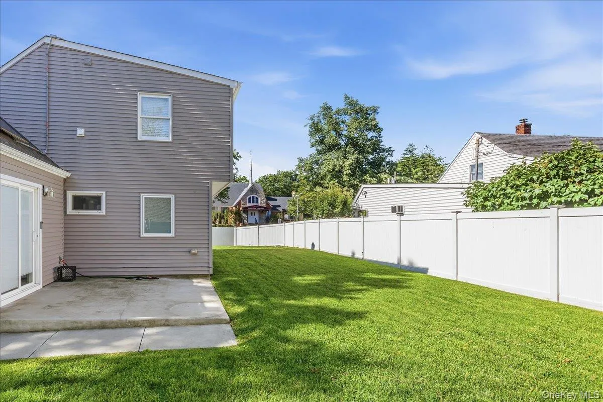 2 Violet Lane, Hempstead, NY, 4 Bedrooms Bedrooms, 8 Rooms Rooms,2 BathroomsBathrooms,Residential,For Rent,Violet,0,957086 2 Violet Lane, Hempstead, NY, 4 Bedrooms Bedrooms, 8 Rooms Rooms,2 BathroomsBathrooms,Residential,For Rent,Violet,0,957086