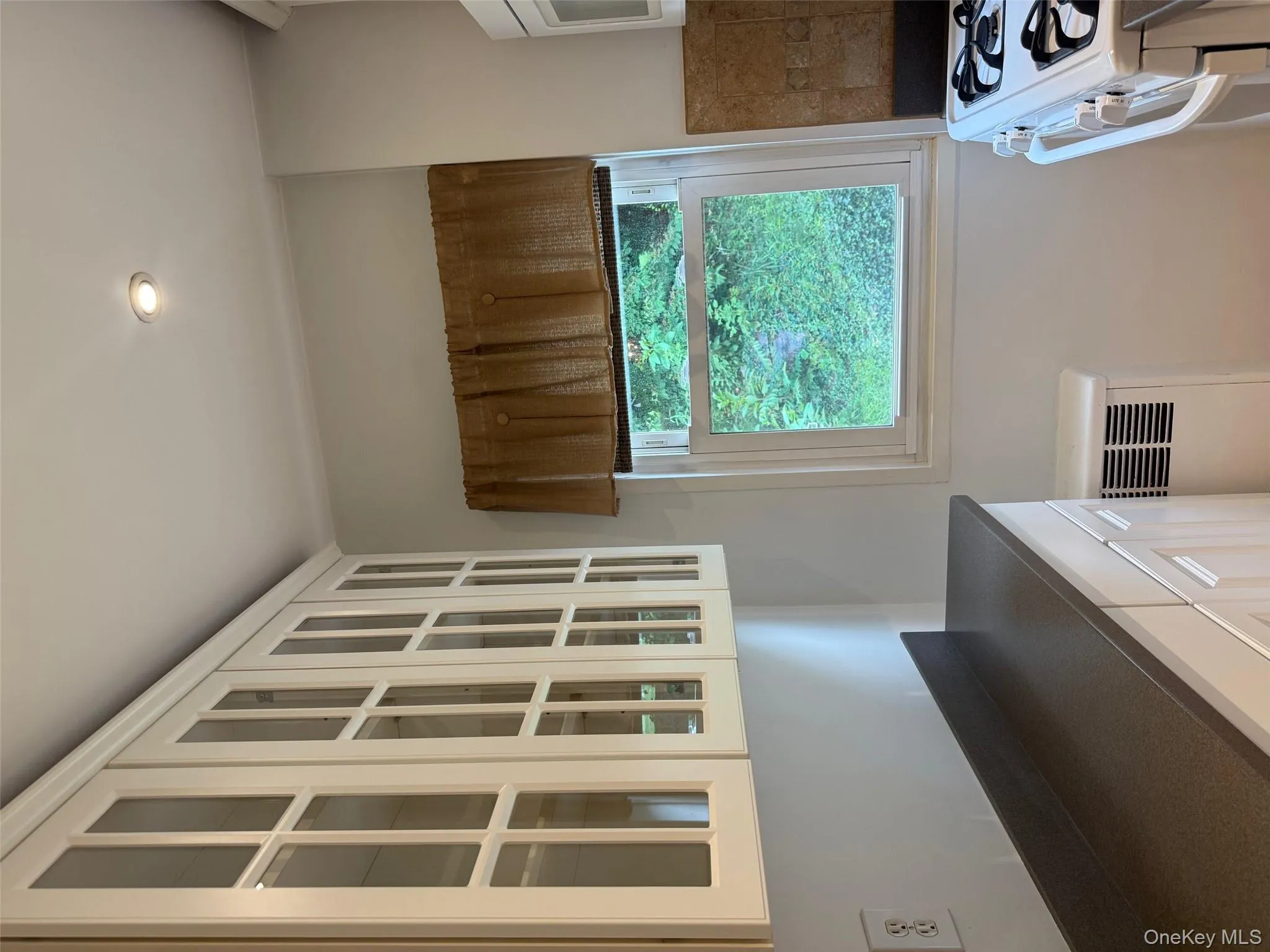 103 Wiltshire Road, New Rochelle, NY, 1 Bedroom Bedrooms, 3 Rooms Rooms,1 BathroomBathrooms,Residential Lease,For Rent,Wiltshire,0,957103 103 Wiltshire Road, New Rochelle, NY, 1 Bedroom Bedrooms, 3 Rooms Rooms,1 BathroomBathrooms,Residential Lease,For Rent,Wiltshire,0,957103