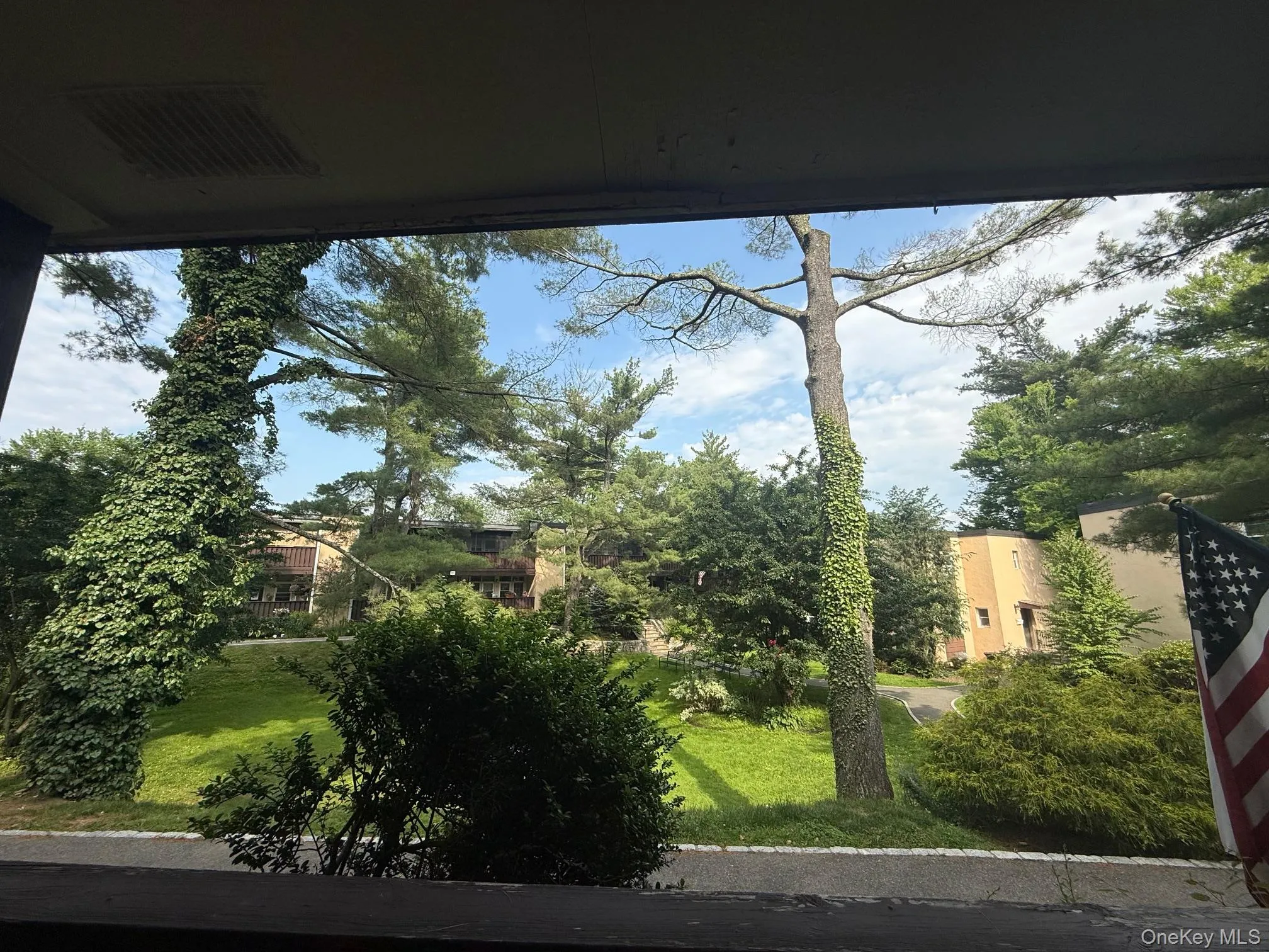 103 Wiltshire Road, New Rochelle, NY, 1 Bedroom Bedrooms, 3 Rooms Rooms,1 BathroomBathrooms,Residential Lease,For Rent,Wiltshire,0,957103 103 Wiltshire Road, New Rochelle, NY, 1 Bedroom Bedrooms, 3 Rooms Rooms,1 BathroomBathrooms,Residential Lease,For Rent,Wiltshire,0,957103