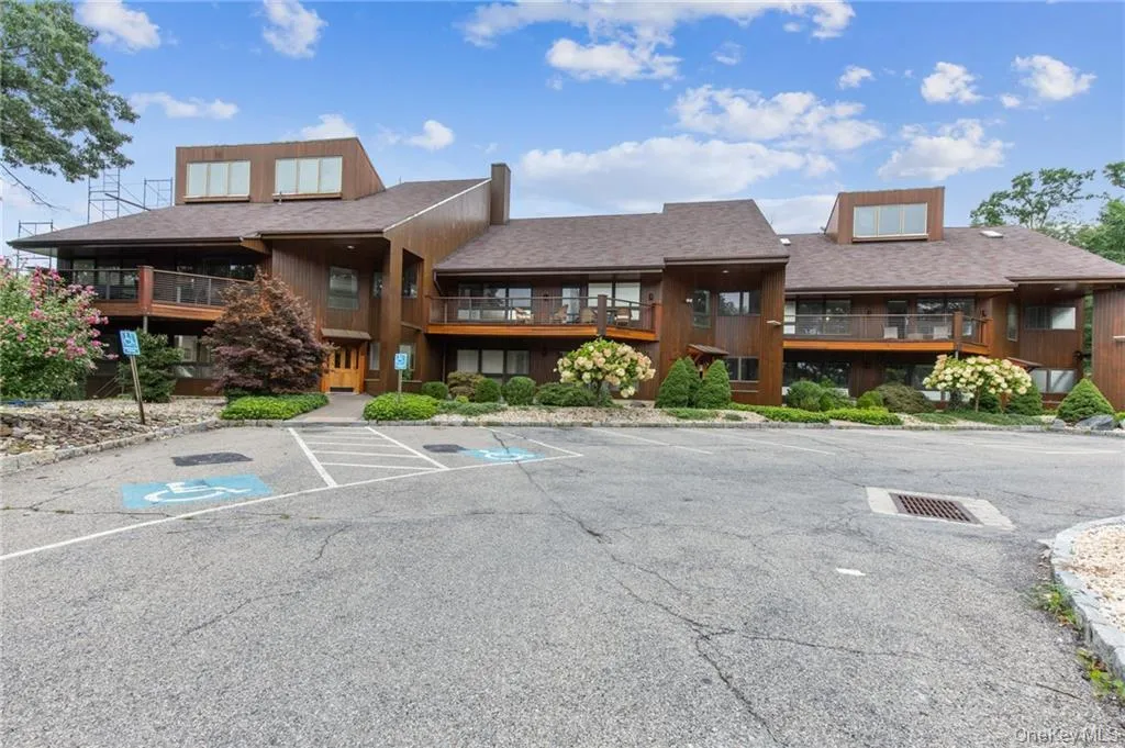 301 Old Tarrytown Road, Greenburgh, NY, ,Commercial Lease,For Rent,Old Tarrytown,0,957126 301 Old Tarrytown Road, Greenburgh, NY, ,Commercial Lease,For Rent,Old Tarrytown,0,957126