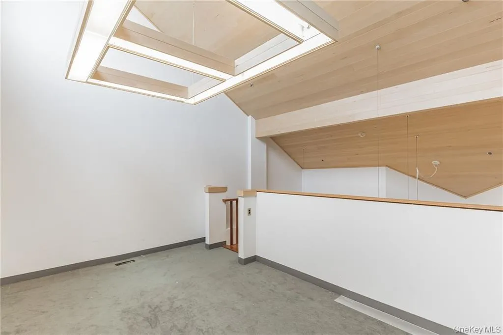 301 Old Tarrytown Road, Greenburgh, NY, ,Commercial Lease,For Rent,Old Tarrytown,0,957126 301 Old Tarrytown Road, Greenburgh, NY, ,Commercial Lease,For Rent,Old Tarrytown,0,957126