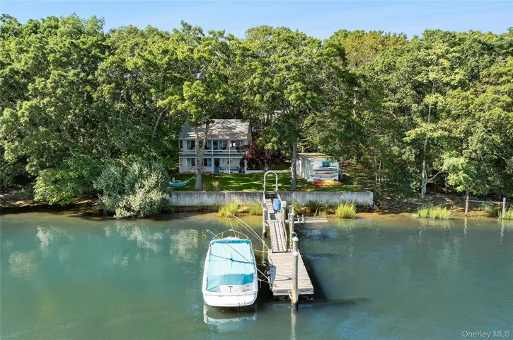 210 Redwood Road, Southampton, New York 11963